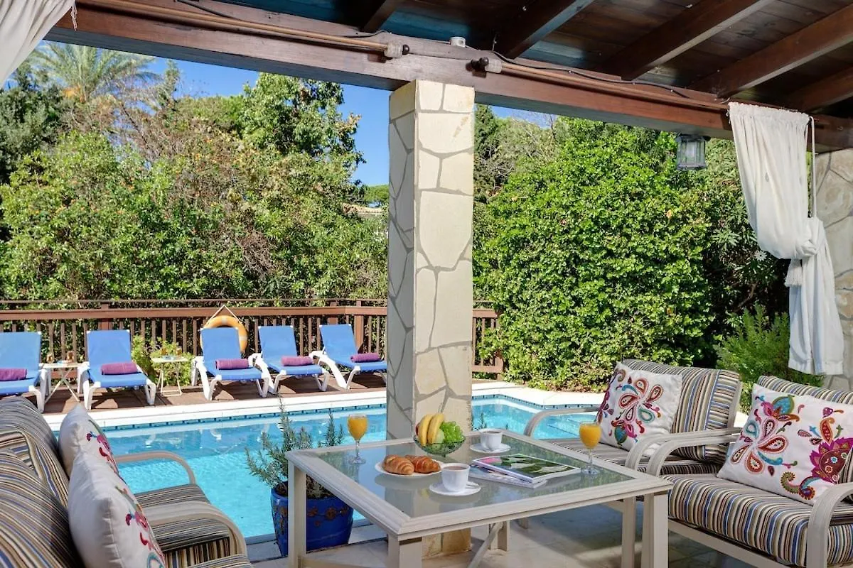 Casa Cumbre - 3 Bedroom Holiday Villa Marbella