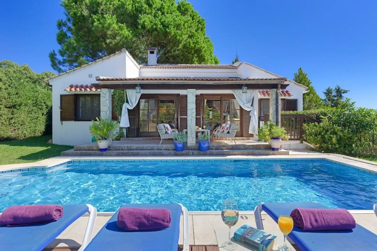 Casa Cumbre - 3 Bedroom Holiday Villa Marbella